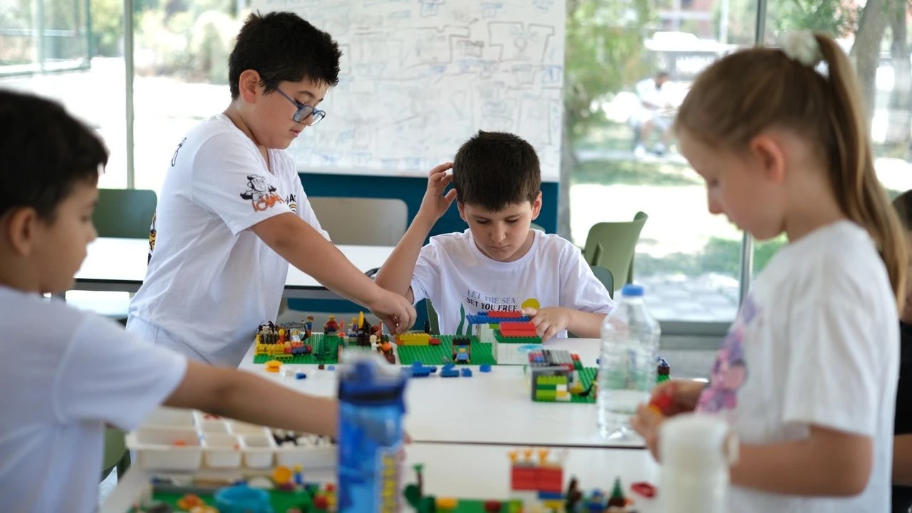 Bayraklılı çocuklar "Yaz Okulunu" çok sevdi