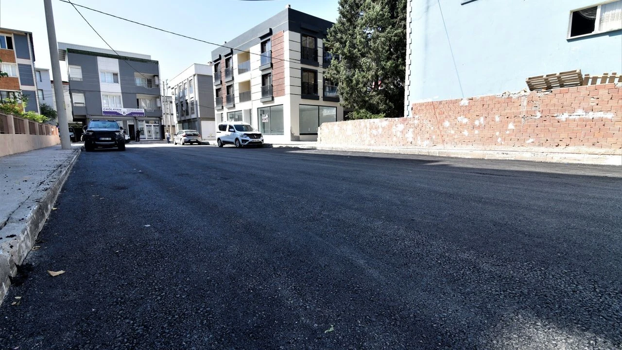 Bornova'da eş zamanlı yol çalışmaları