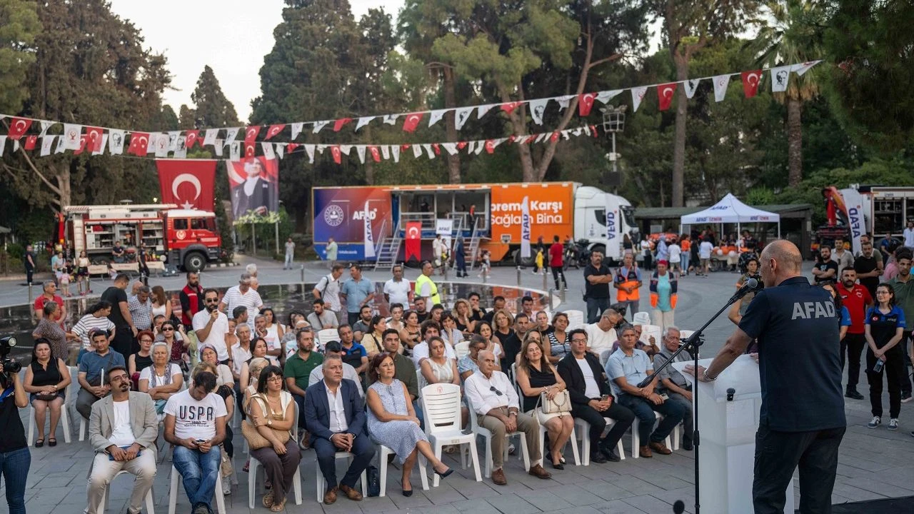 Bornova'da ortak afet bilinci buluşması