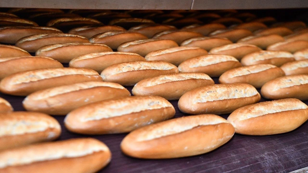 Büyükşehir açıkladı: Halk Ekmek'e zam yok!