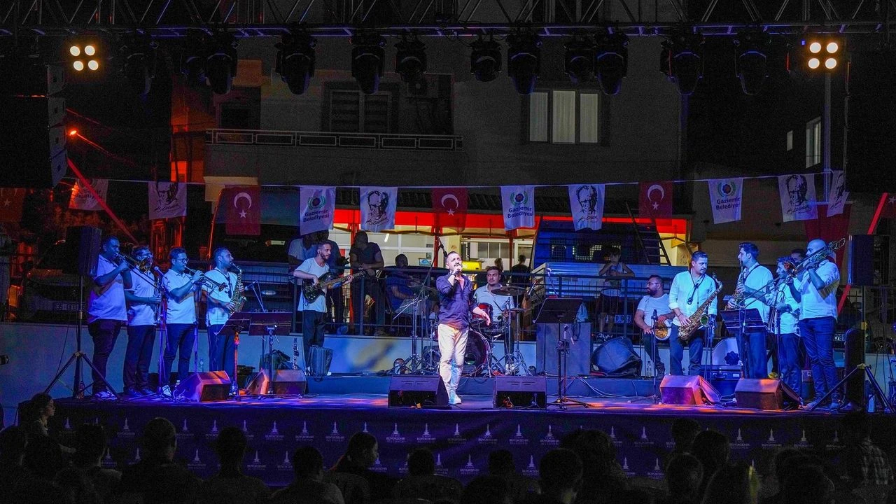 Gaziemir'de yaz akşamları konserleri