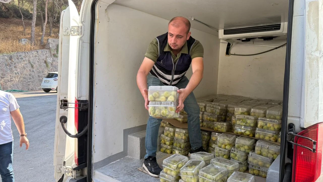 İzmir'de üreticiye ve ihtiyaç sahiplerine destek!