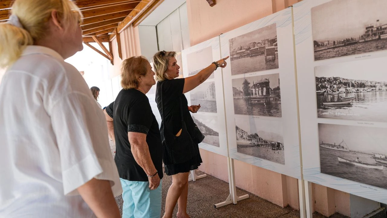 İzmirlilerin denizle ilişkisi sergiye dönüştü