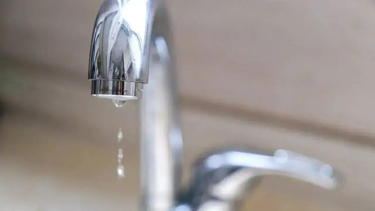 İZSU kesintileri devam ediyor... İşte 7 Ağustos gecesi etkilenecek mahalleler!