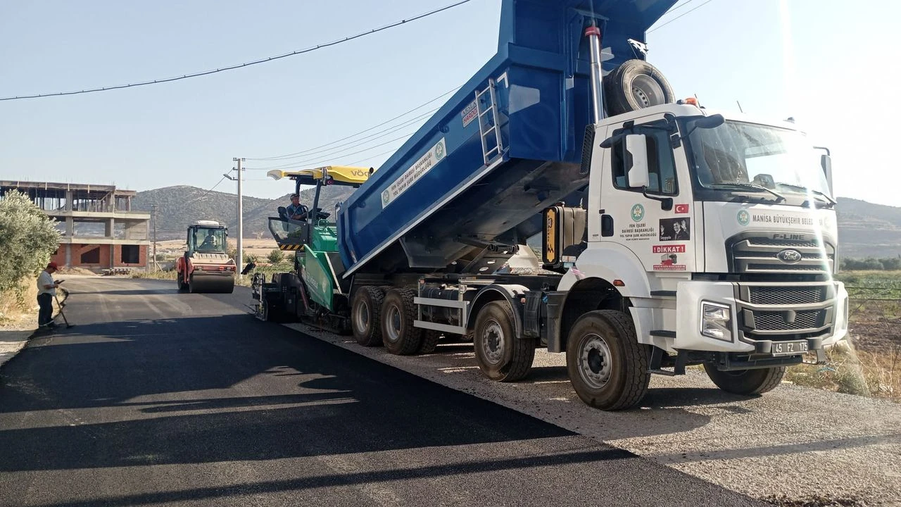 Manisa Büyükşehir'de asfalt çalışmaları tam gaz!