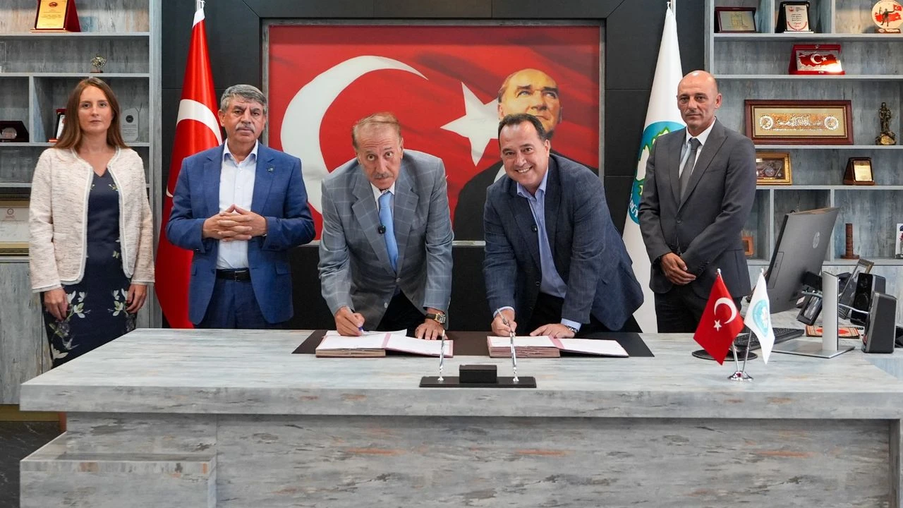 Manisa tarihinin en büyük altyapı yatırımı projesi imzalandı