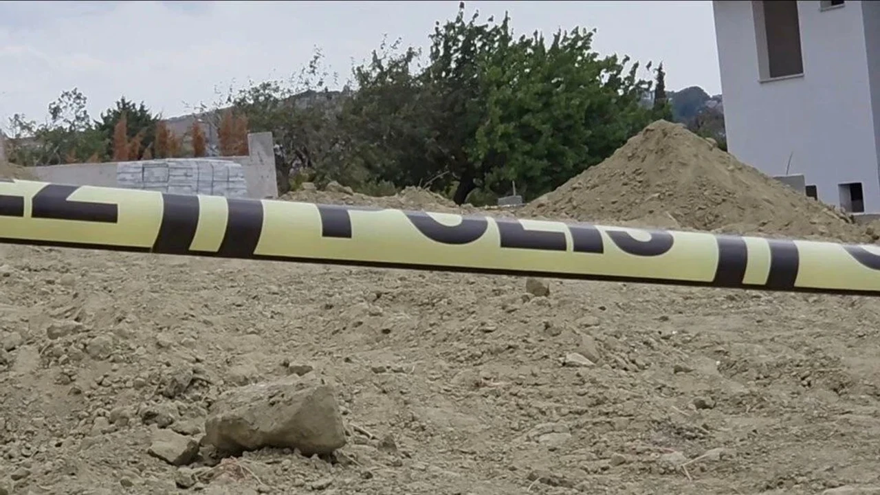 Tanınmaz haldeydi... Villanın bahçesinden ceset çıktı!