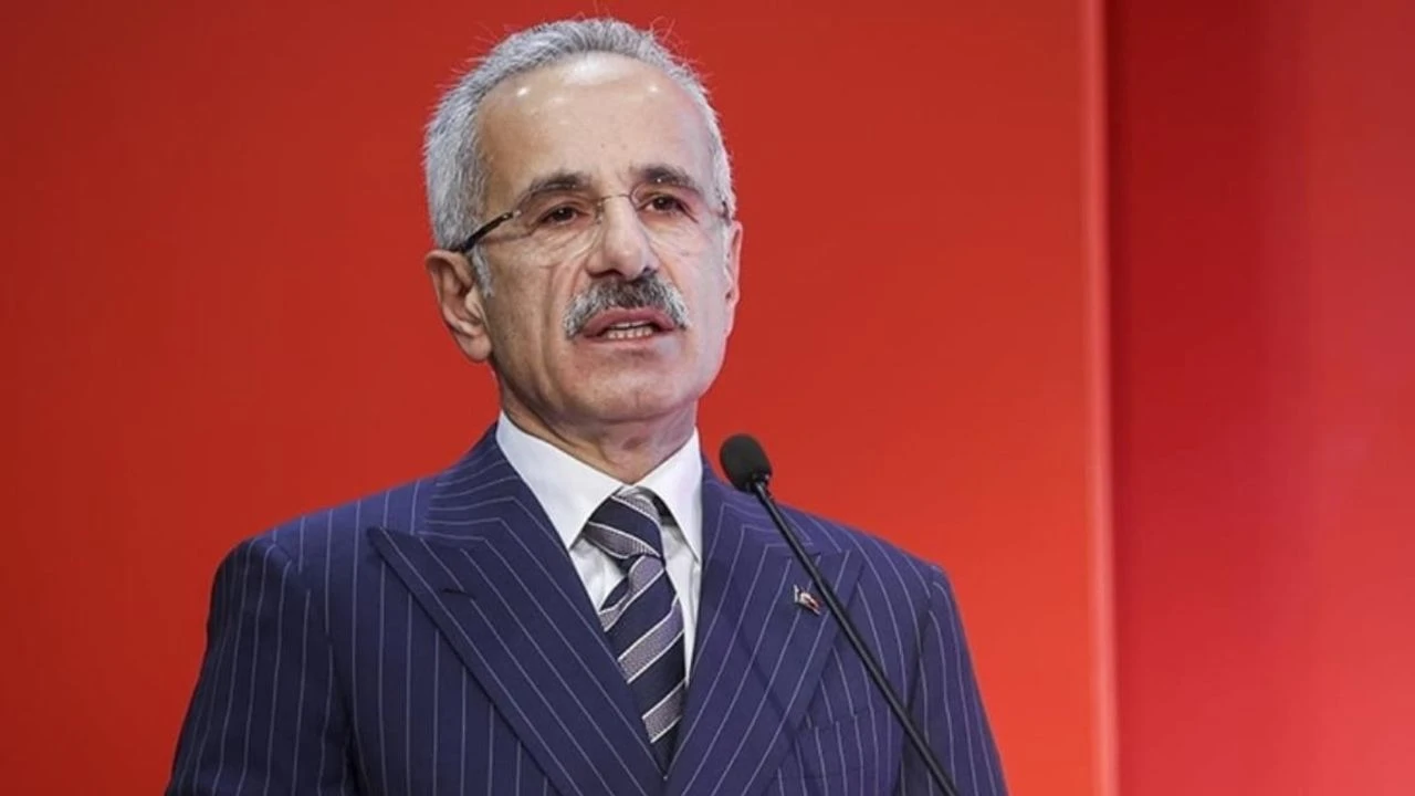 Uraloğlu erken seçim için tarih verdi