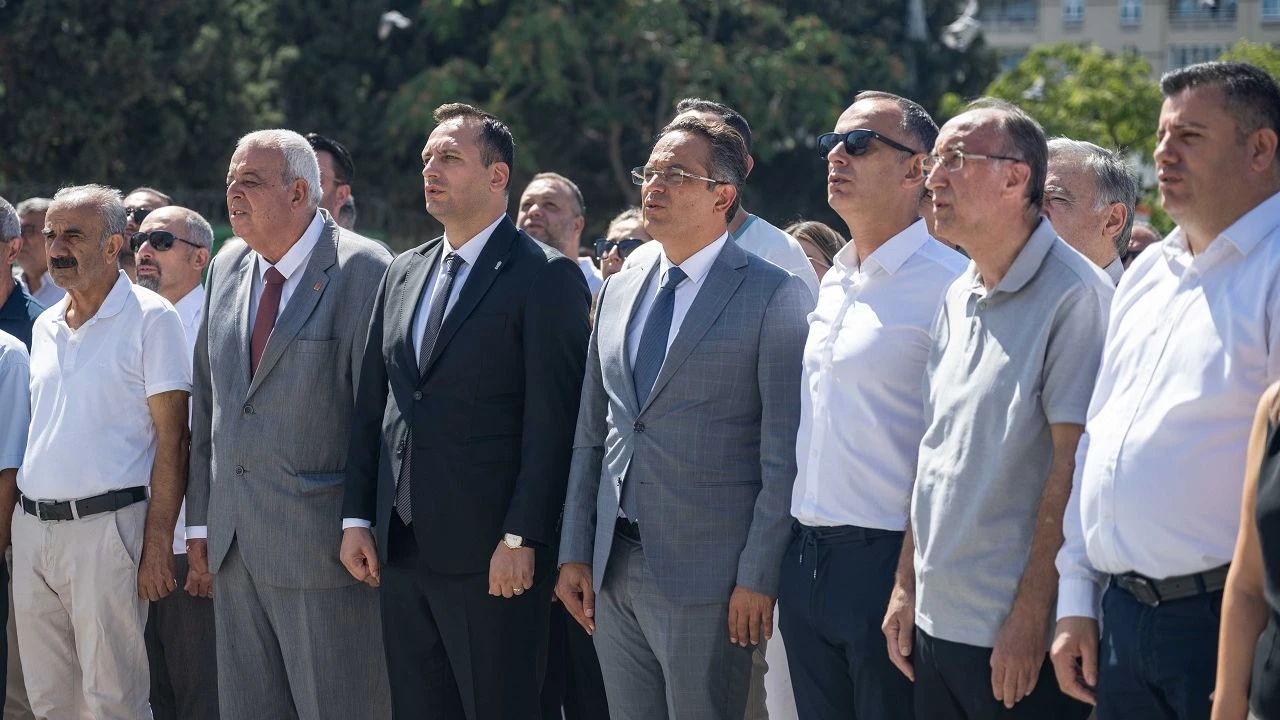 CHP Bornova'dan net mesaj: Teslim olmayacağız!