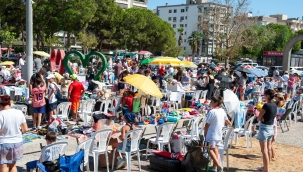 Küçüklerden büyük dayanışma