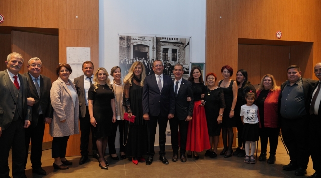 Ayvalık Atatürkçü Düşünce Derneği'nin ev sahipliğinde Cumhuriyet'in 102. Yılı Buluşması