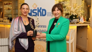Başkan Sengel: "Efes Tarlası Yaşam Köyü Bir Cumhuriyet Projesidir"