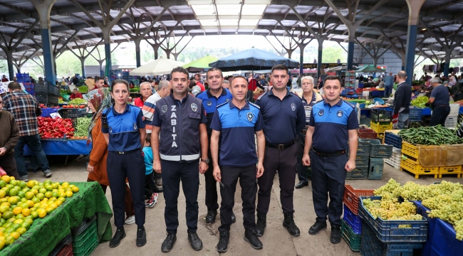 Buca Belediyesi'nden pazar yerlerinde denetim
