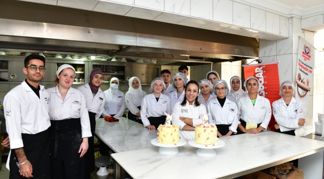 Çiğli'de 300 saatlik eğitimle mesleğe ilk adım