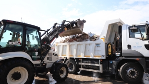 Konak'ta kaçak moloza geçit yok!