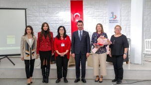 BAYRAKLI'DA KADINA YÖNELİK ŞİDDETLE MÜCADELE ÇALIŞTAYI