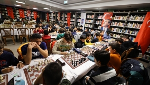 EFES SELÇUK'TA "ATAYA SAYGI" SATRANÇ TURNUVASI BAŞLADI