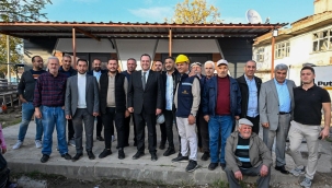 Fatih Mahallesi Dönüşüyor: Başkan Besim Dutlulu Vatandaşlarla Buluştu