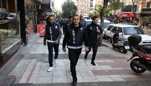 Manisa'da Kaldırımlar Vatandaşa Geri Veriliyor