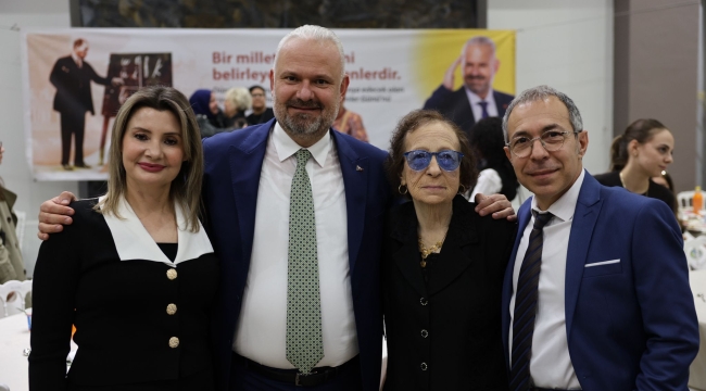 Menemen'de Öğretmenler Günü, dayanışma ve coşkuyla kutlandı