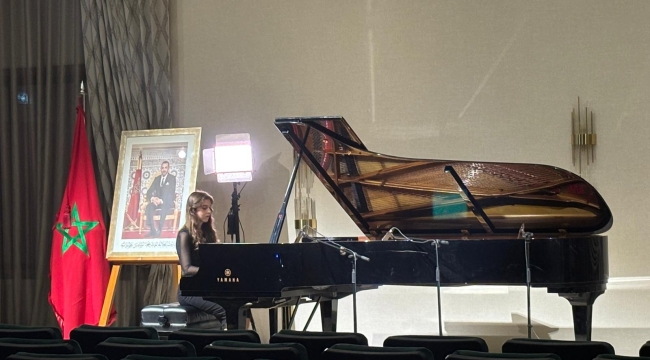 PİYANONUN GENÇ İNCİSİ AYŞE NİL, ULUSLARARASI BAŞARISIYLA NARLIDERE'Yİ GURURLANDIRDI