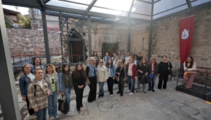 Sanat ve tarihi buluşturan Kıllıoğlu Hamamı'na yoğun ilgi