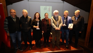 9. İzmir Mizah Festivali'nde Sinema Keyfi: "Bak Postacı Geliyor" Efes Selçuk'tan tam not aldı