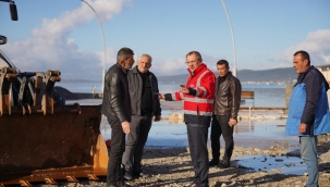 Ayvalık Belediye Başkanı Mesut Ergin: "Tüm ekiplerimizle sahadayız, vatandaşlarımızın yanındayız"