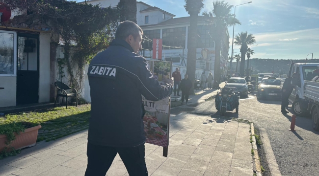 Ayvalık Belediyesi, kaldırım işgallerine karşı denetimlerini sürdürüyor