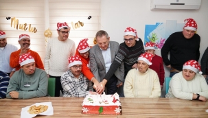 Başkan Mesut Ergin ve eşi Canan Ergin, yeni yılı özel çocuklarla karşıladı