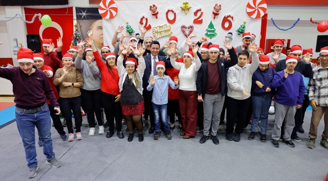 Bayraklı Belediyesi Özel Sporcularla 2026'yı Karşıladı