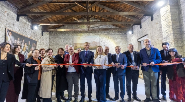 'Hollanda ve Türkiye: Ortak Miras' sergisi açıldı