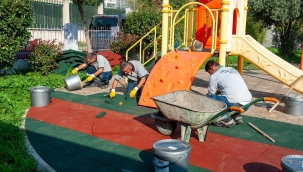 Karşıyaka'nın parkları tek tek yenileniyor