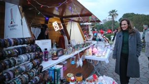 Karşıyaka Yeni Yıl Festivali coşkuyla devam ediyor