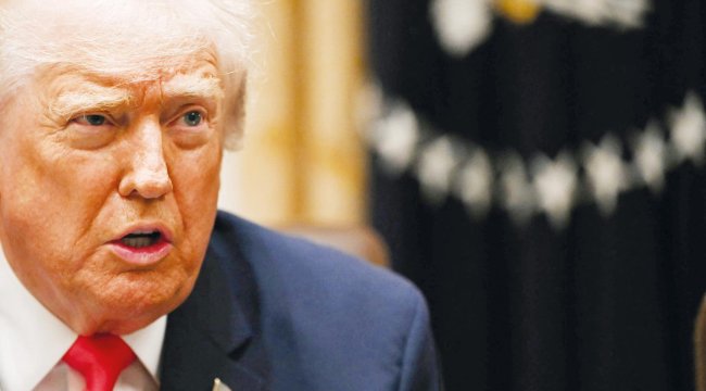 Trump Somalileri hedef alıp 'çöp' dedi