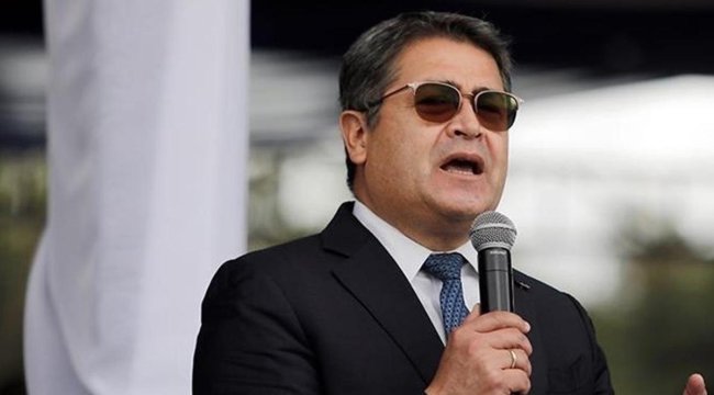 Trump, uyuşturucu mahkumu eski başkan için af çıkardı - Dünyadan Haberler CNN Türk