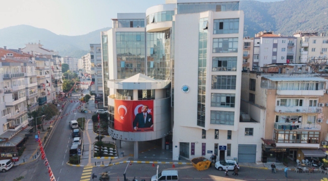 Balçova Belediyesi 2025 Yılında 105 Bin 700 Vatandaş Talebinin Büyük Bölümünü Çözüme Kavuşturdu