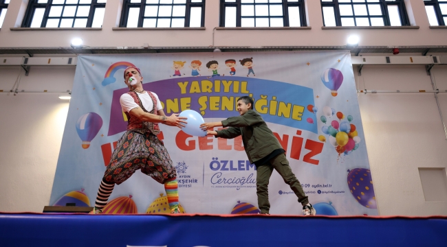 BAŞKAN ÇERÇİOĞLU'NDAN ÇOCUKLARA KARNE HEDİYESİ