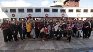 Bergama vapuru Konaklı kadınları konuk etti