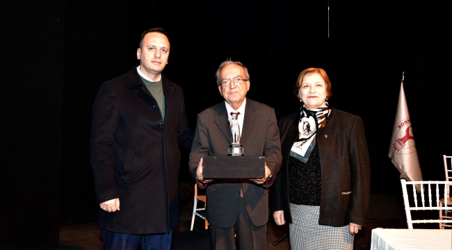 Bornova'dan aydınlanma yemini: "Uğur Mumcu'nun kalemi yerde değil"