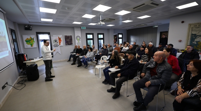 EFES SELÇUK'TA ZEYTİN BUDAMA EĞİTİMİ DÜZENLENDİ