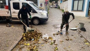 Foça Belediyesi Ekipleri Fırtına ve Yağışa Karşı Teyakkuzda