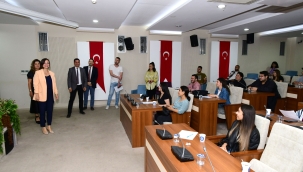 Karabağlar Belediyesi'nden İstihdamda Çarpıcı Başarı