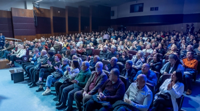 Mübadelenin 103. yılında iki yakanın ezgileri Konak'ta yankılandı