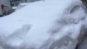 Tavşanlı'da şehir içi ve yüksek kesimler beyaza büründü