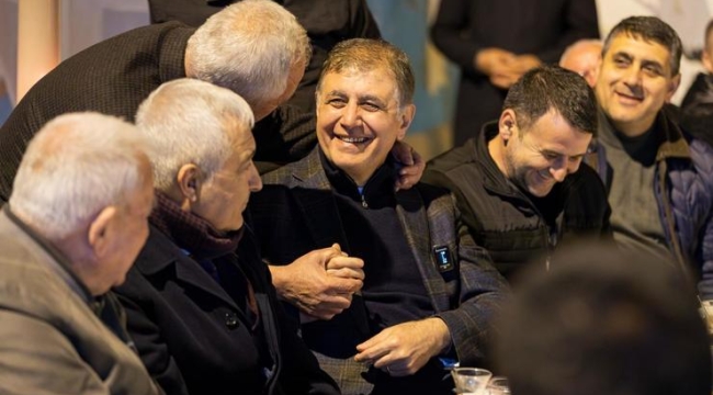 Başkan Tugay Kemalpaşalılarla sahur sofrasında buluştu 