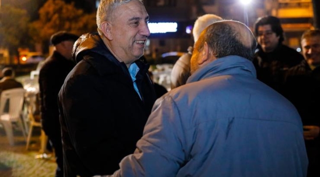 Bergama'da Yıllar Sonra Bir İlk: Cumhuriyet Meydanı'nda Ramazan Boyunca İftar Sofrası