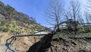 Büyükşehir ekipleri Ödemiş'te felaketi önledi