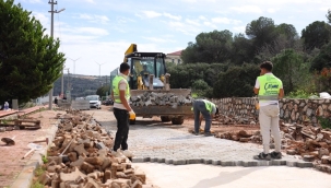 Çeşme Belediyesinden yol yenileme seferberliği