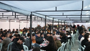 Çeşme'de Ramazan birlikte yaşanıyor: İlk 3 gün yoğun ilgi gördü